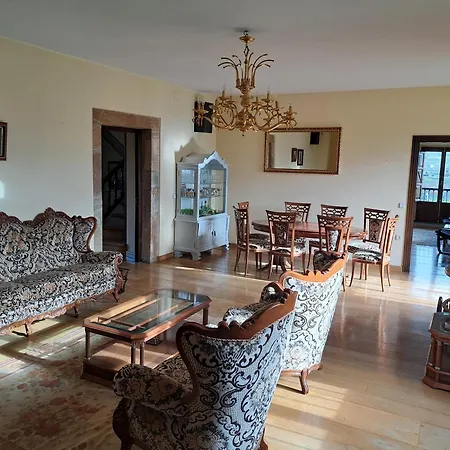 Villa Palacio Marques Vega De Anzo - De Campo Sxvii *